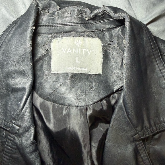 Vanity Black Leather Vest - Picture 2 of 5